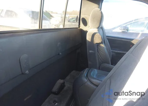 2002 Chevrolet Silverado 1500 Ls z USA, uszkodzony, nr VIN 1GCEK14T52Z231338